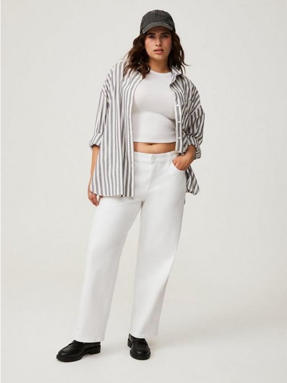 Torrid Perfect Wide Leg Mid Rise Jeans White Stretch size 18 R Summer Office